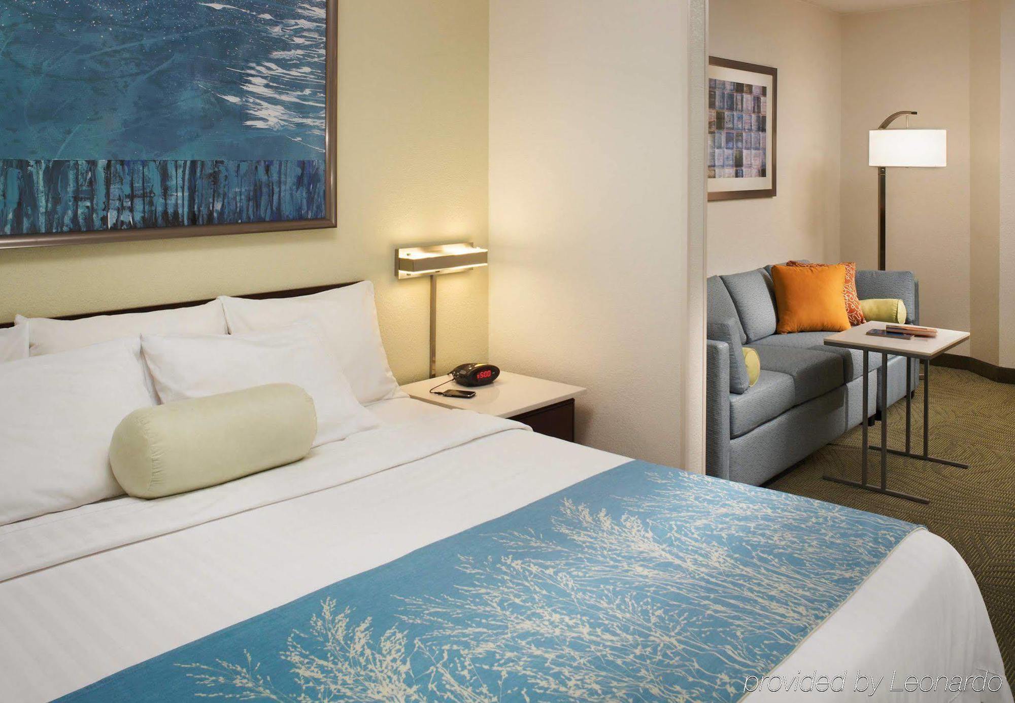 Springhill Suites Chicago Lincolnshire Exterior photo
